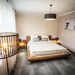 Spacious And Cozy House 3 Bedrooms * サン・タヴォル