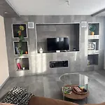 Spacious And Cozy House 3 Bedrooms *