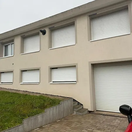 Spacious And Cozy House 3 Bedrooms Semesterbostad *