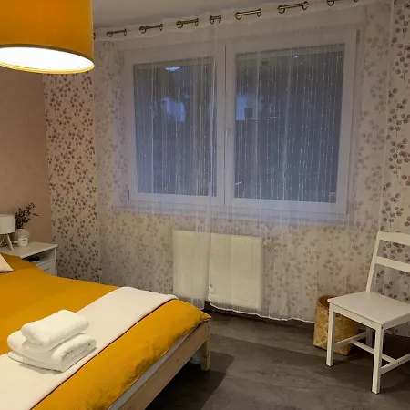 Semesterbostad Spacious And Cozy House 3 Bedrooms Saint-Avold