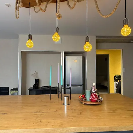 Spacious And Cozy House 3 Bedrooms *