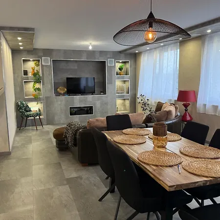 Semesterbostad Spacious And Cozy House 3 Bedrooms *