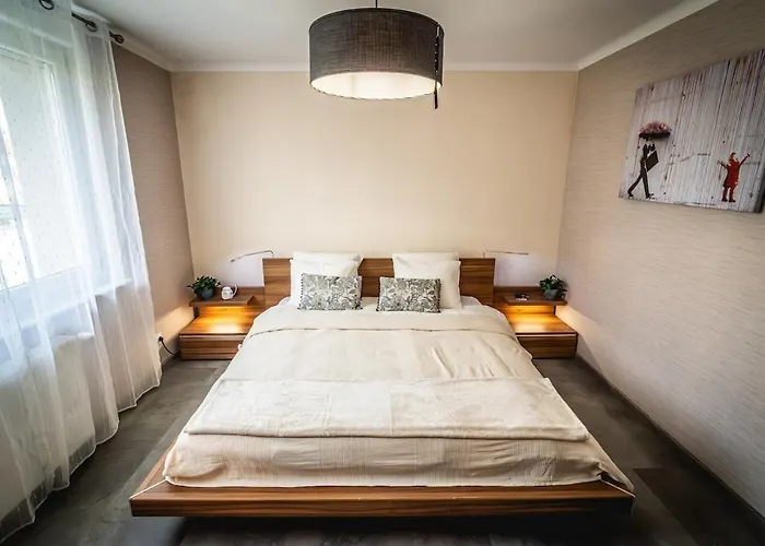 Spacious And Cozy House 3 Bedrooms Semesterbostad