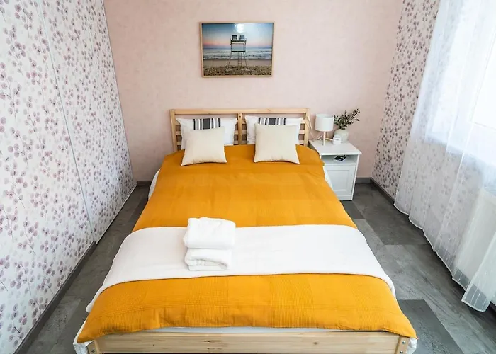 Spacious And Cozy House 3 Bedrooms *